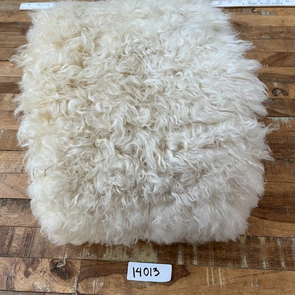 Genuine Fluffy Sheepskin Rug 21" x 33" Thick Cream Colored - Picture 14 of 14